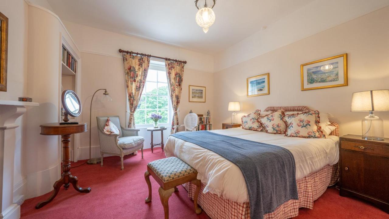 Bed & Breakfast Pantybeiliau House Gilwern